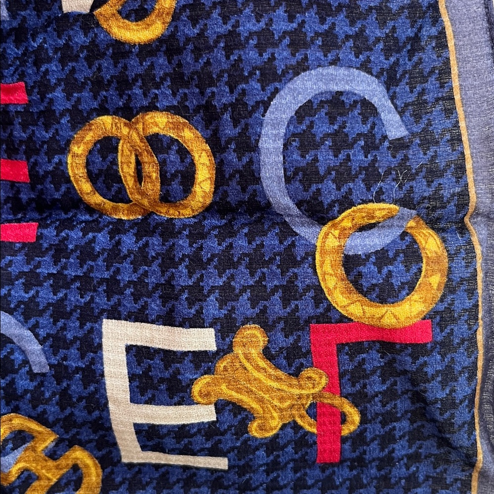 Colorful Patterned Scarf - Picture 4 of 5